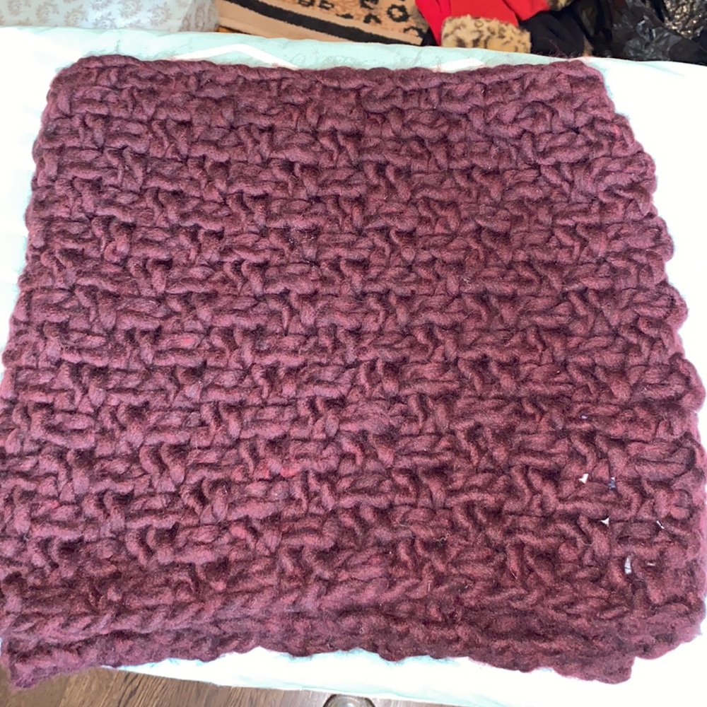 NWT Old Navy purple tube scarf 12”x26”